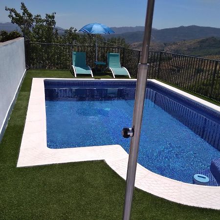 Casa Rural La Revuelta Con Las Mejores Vistas A La Naturaleza Yunquera Luaran gambar