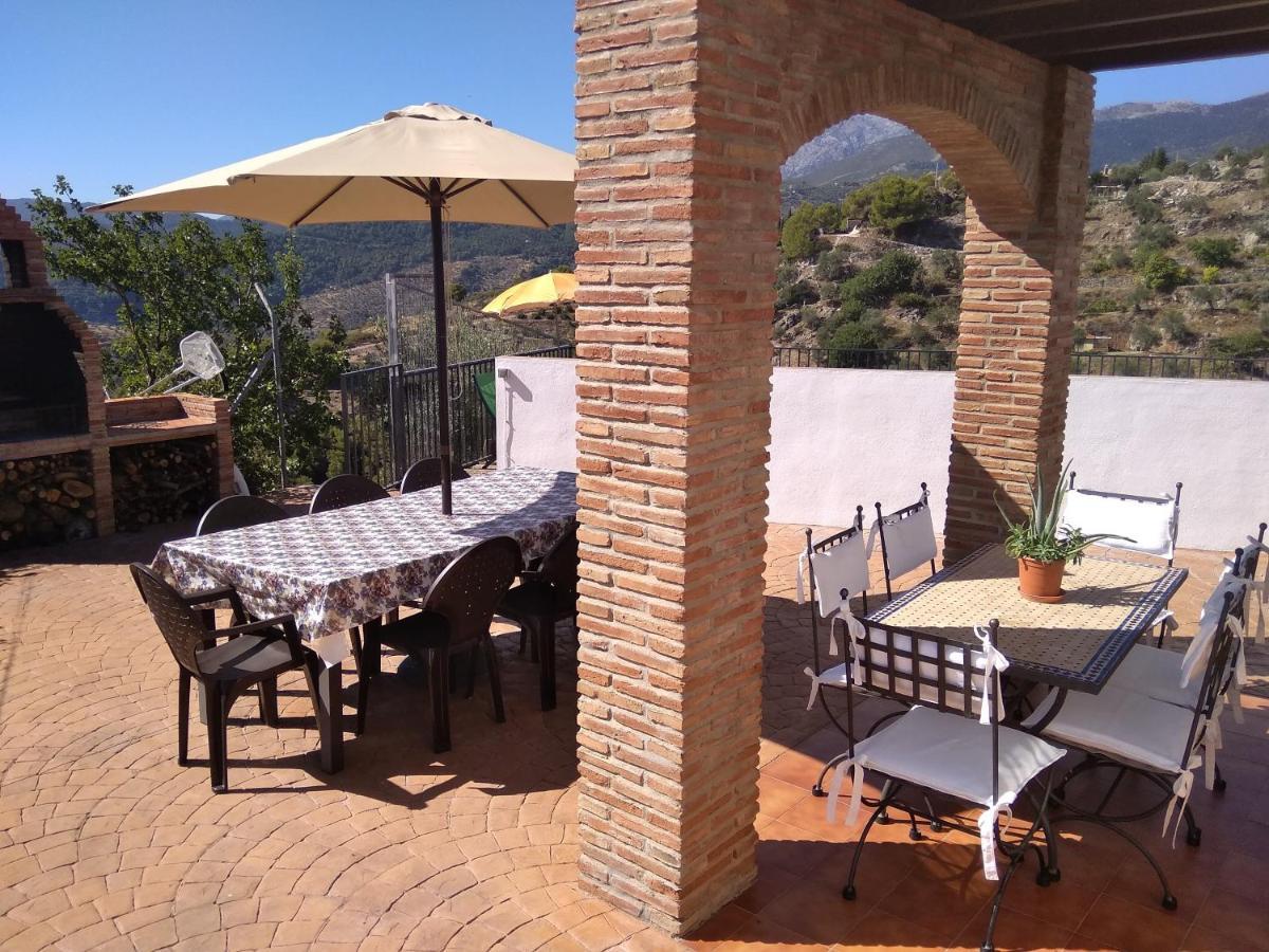 Casa Rural La Revuelta Con Las Mejores Vistas A La Naturaleza Yunquera Luaran gambar
